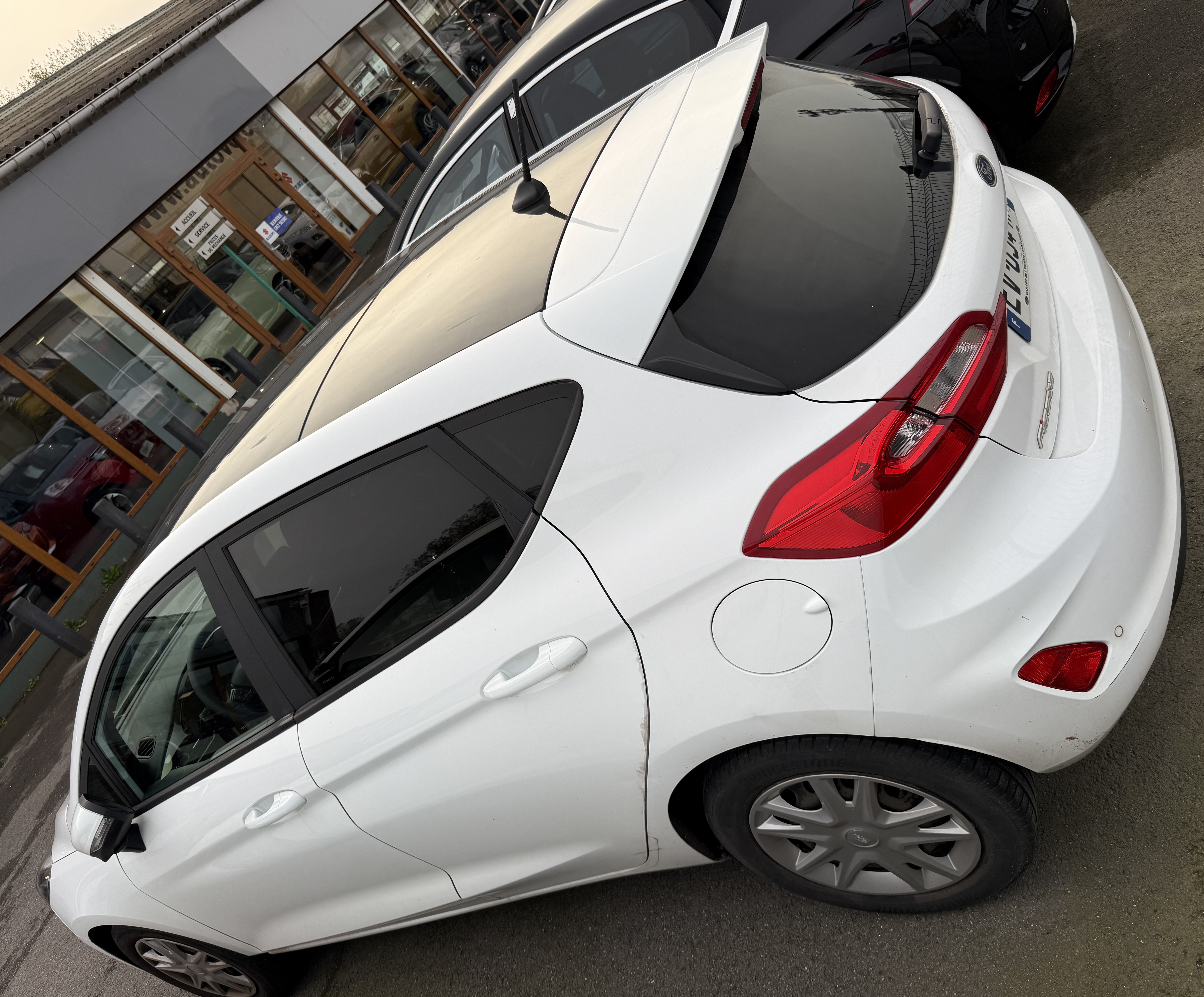 VO10585 - FORD - FIESTA - 2018 - photo 2