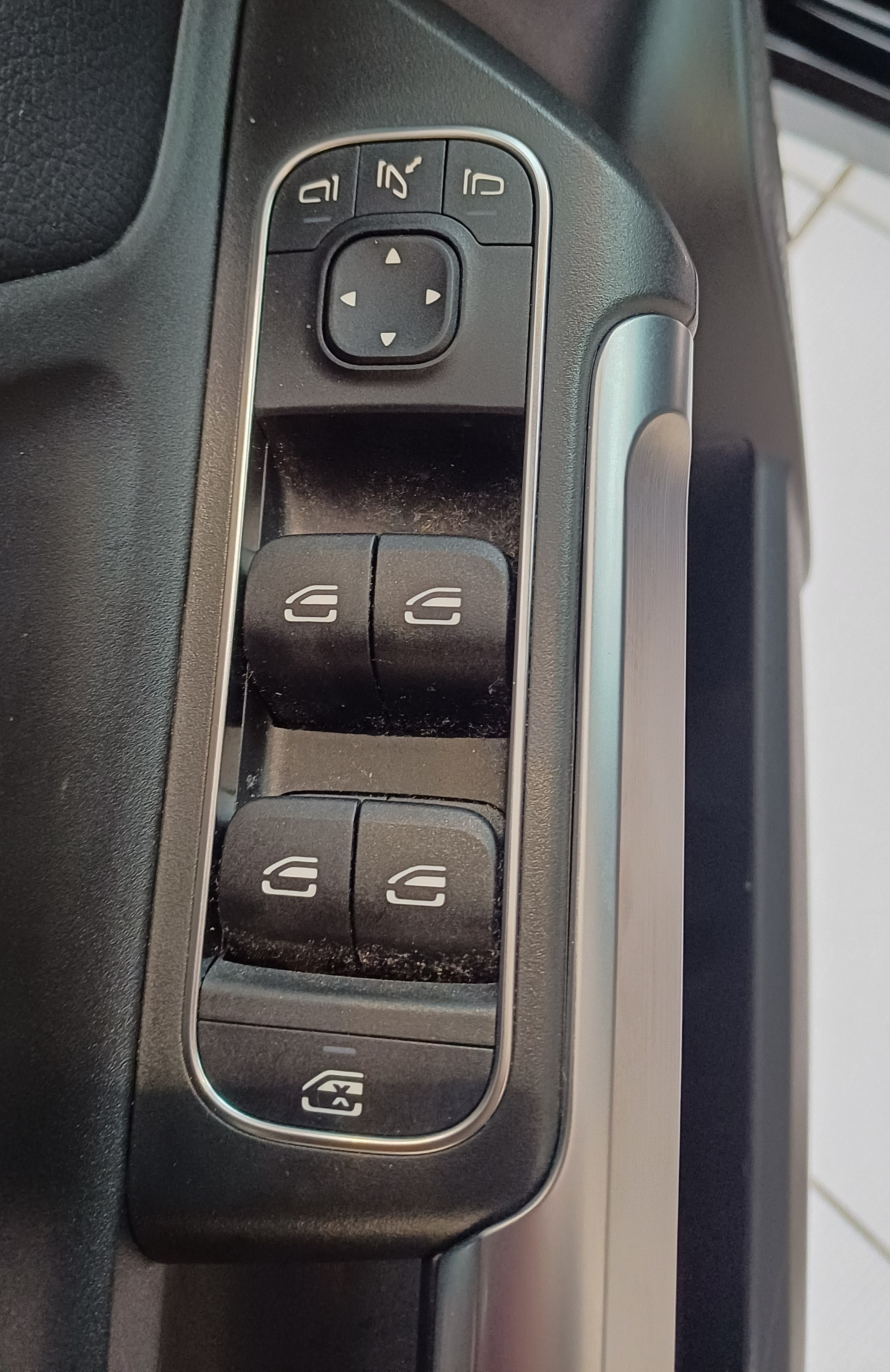 VOJU6247 - MERCEDES BENZ - GLB - 2021 - photo 3