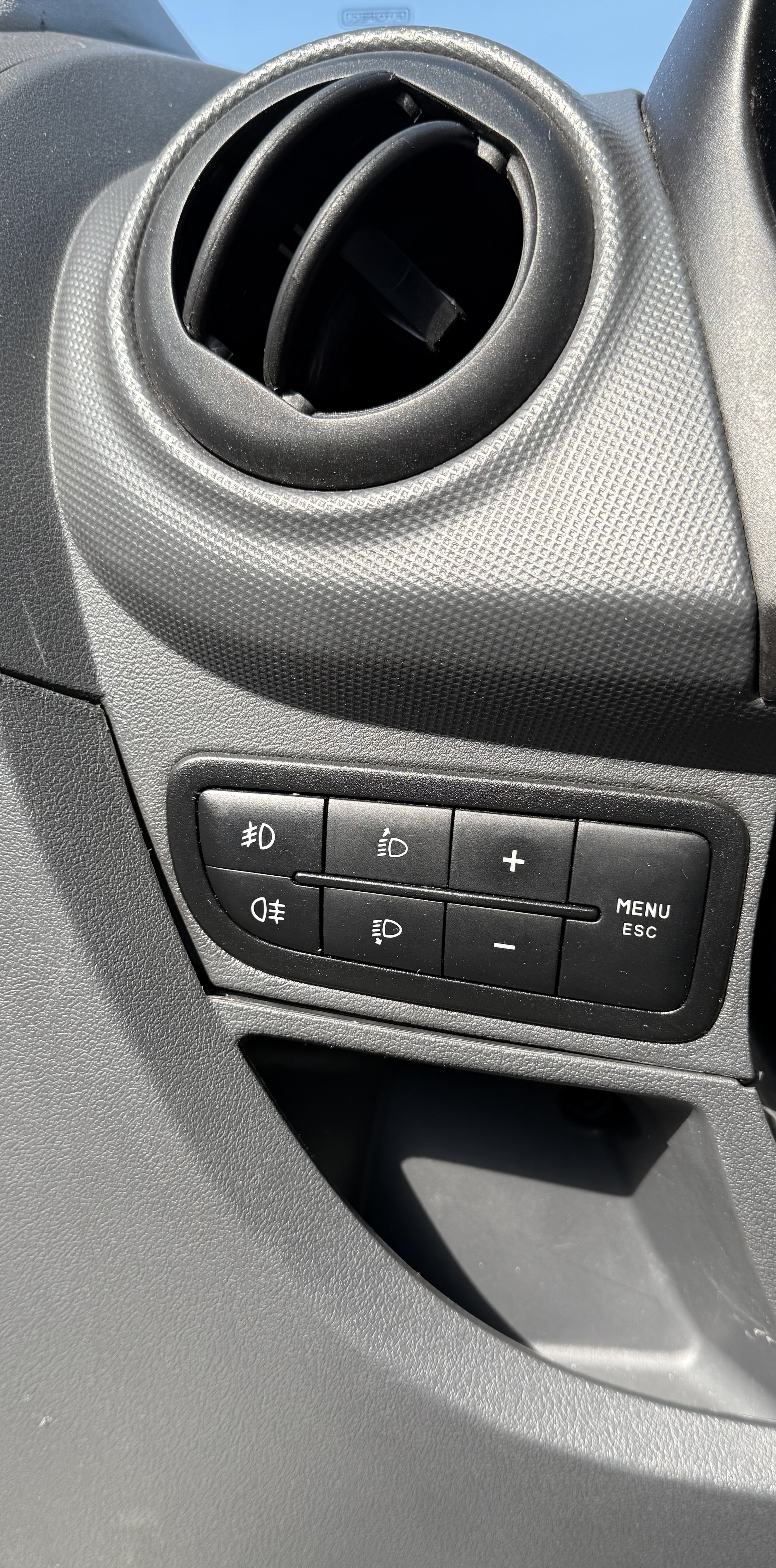 FIAT112025b - FIAT - FIORINO - 2009 - photo 11