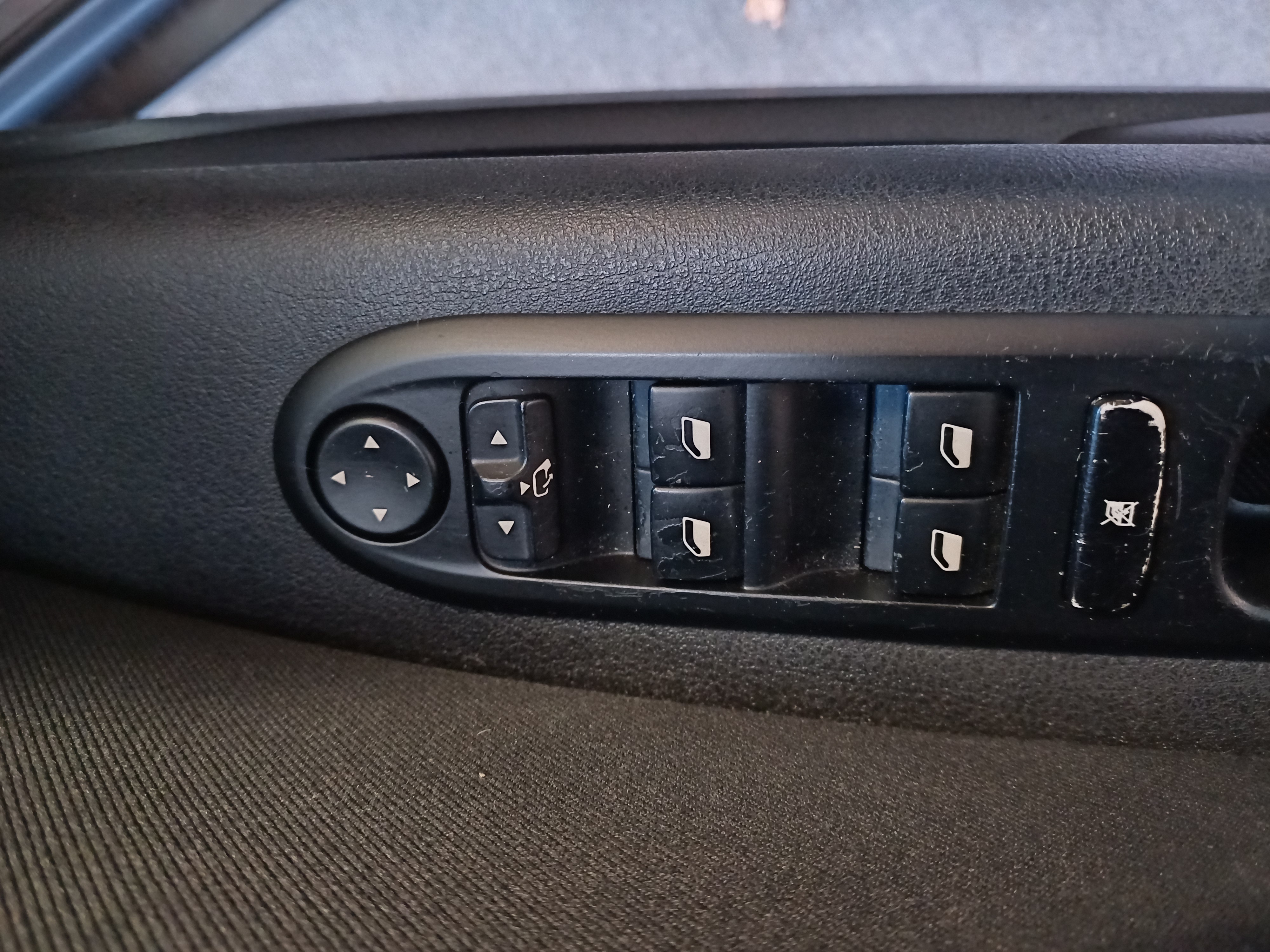 VO10396BAAc - PEUGEOT - 407 - 2009 - photo 2