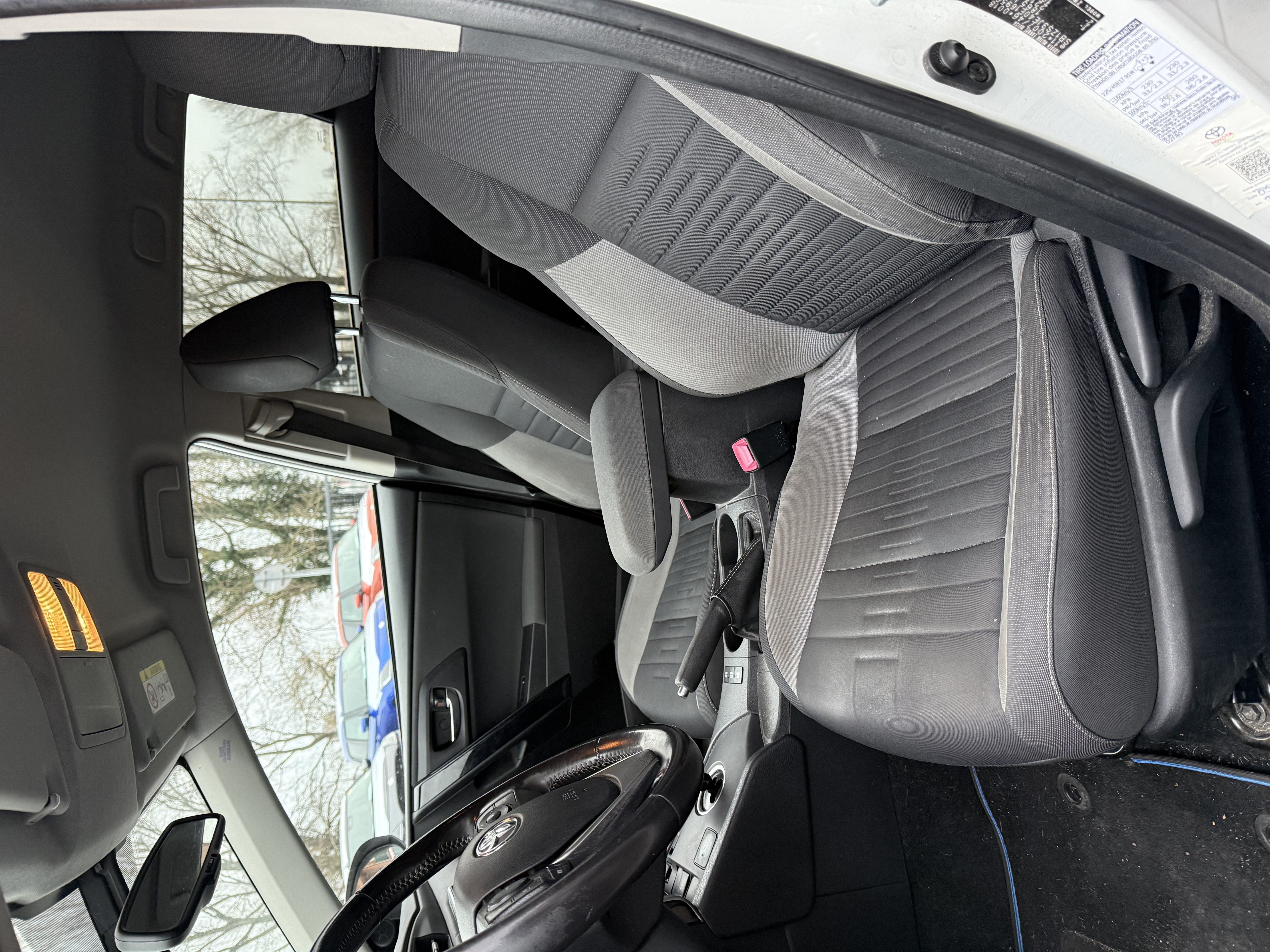 VO10613 - TOYOTA - AURIS - 2016 - photo 5