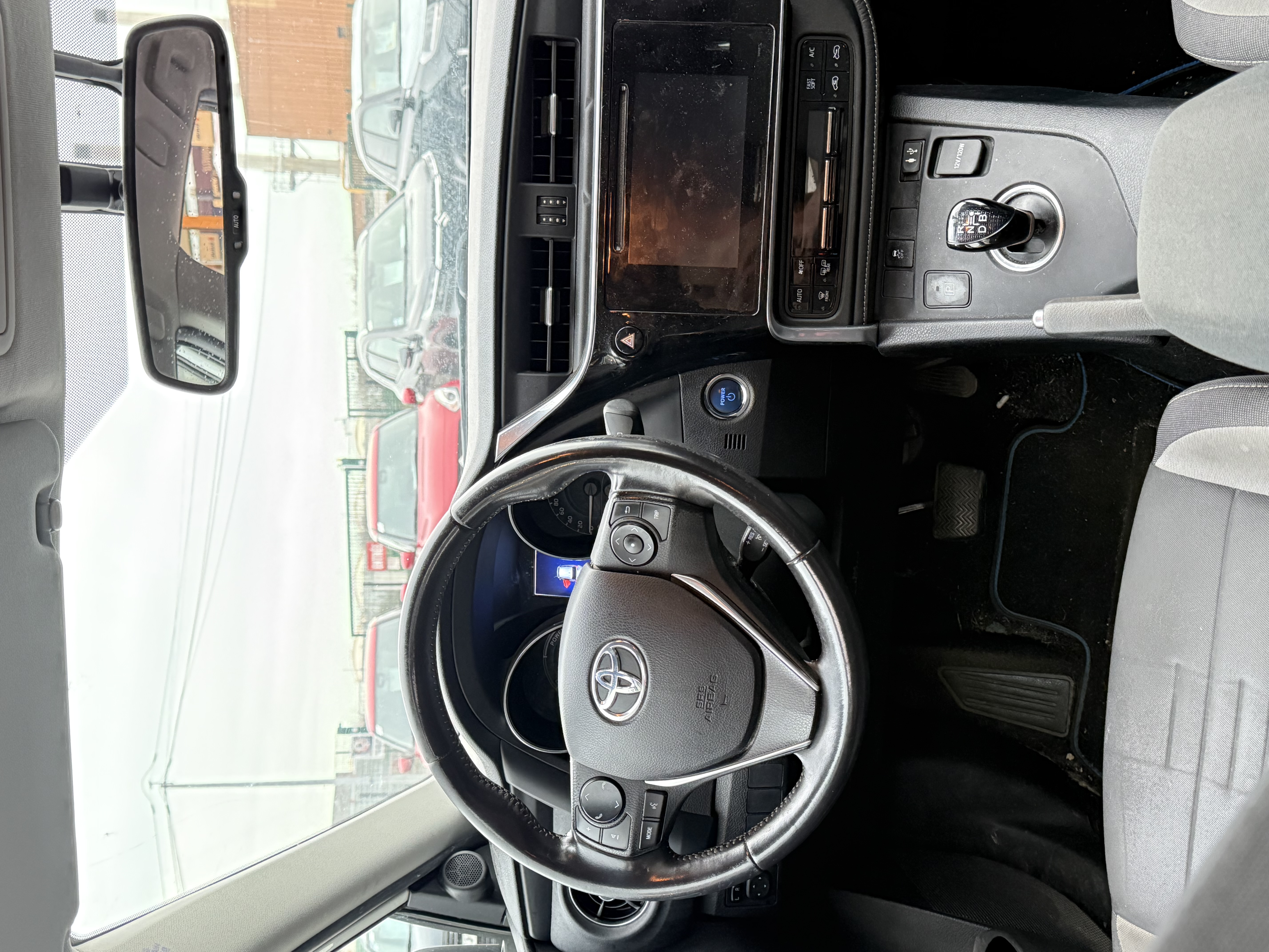 VO10613 - TOYOTA - AURIS - 2016 - photo 6