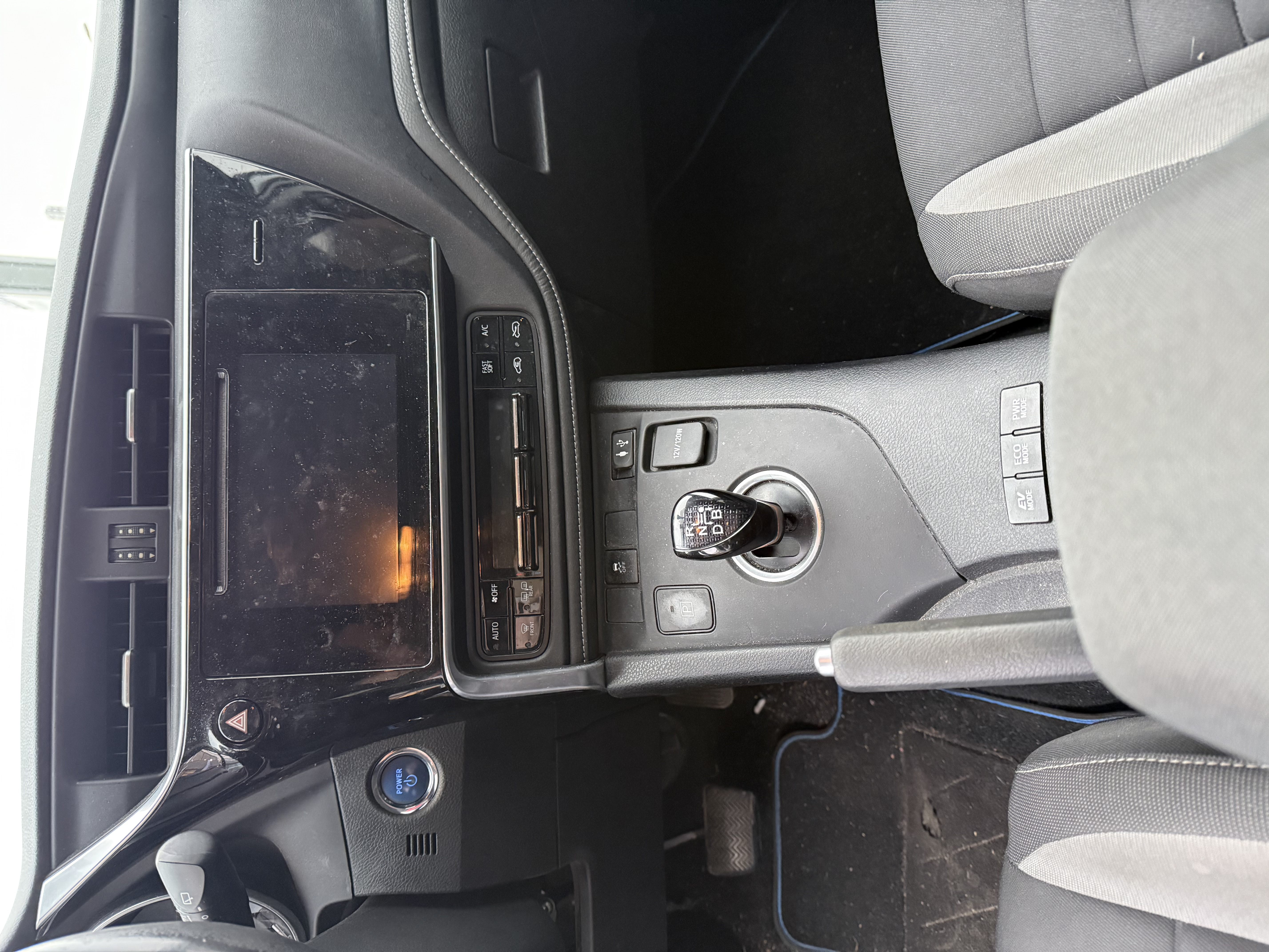 VO10613 - TOYOTA - AURIS - 2016 - photo 7