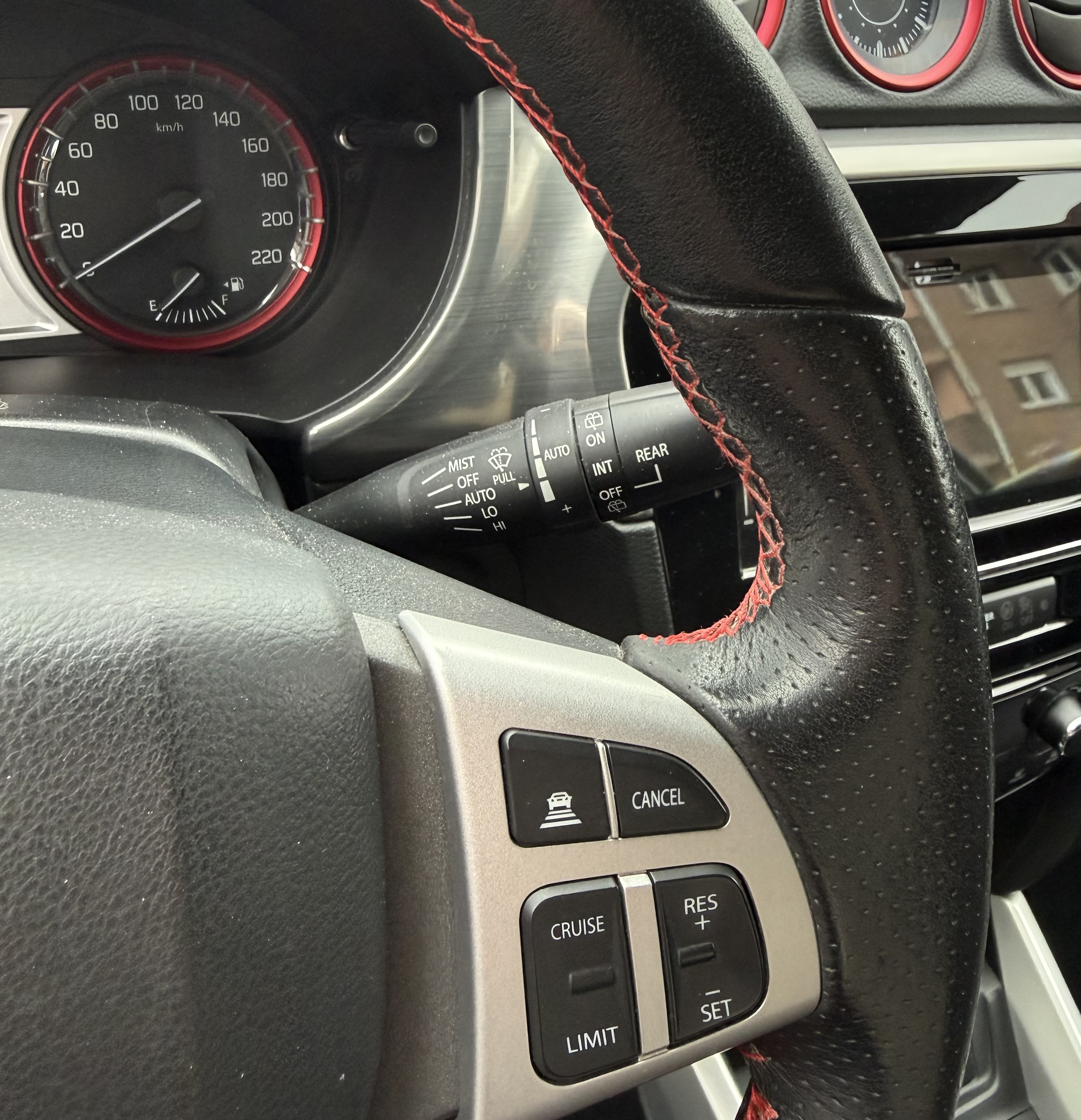 vitar0126 - SUZUKI - VITARA 1.0 BOOSTERJET - 2018 - photo 13