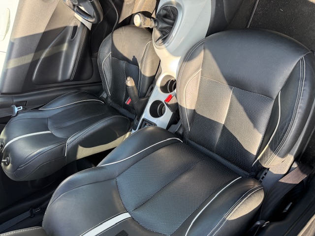 VO10653 - NISSAN - JUKE - 2014 - photo 4