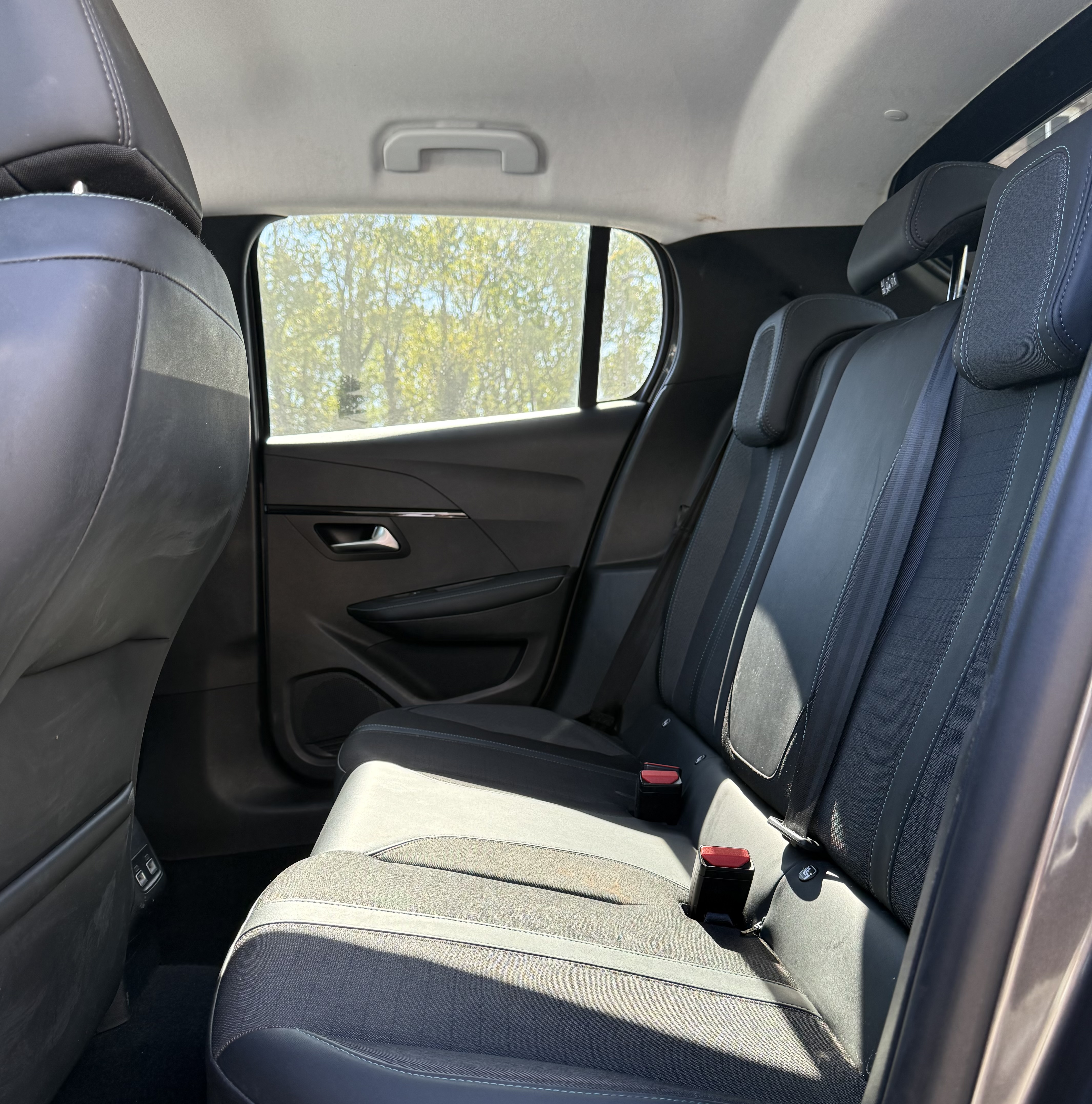 VO10678 - PEUGEOT - 208 - 2021 - photo 17