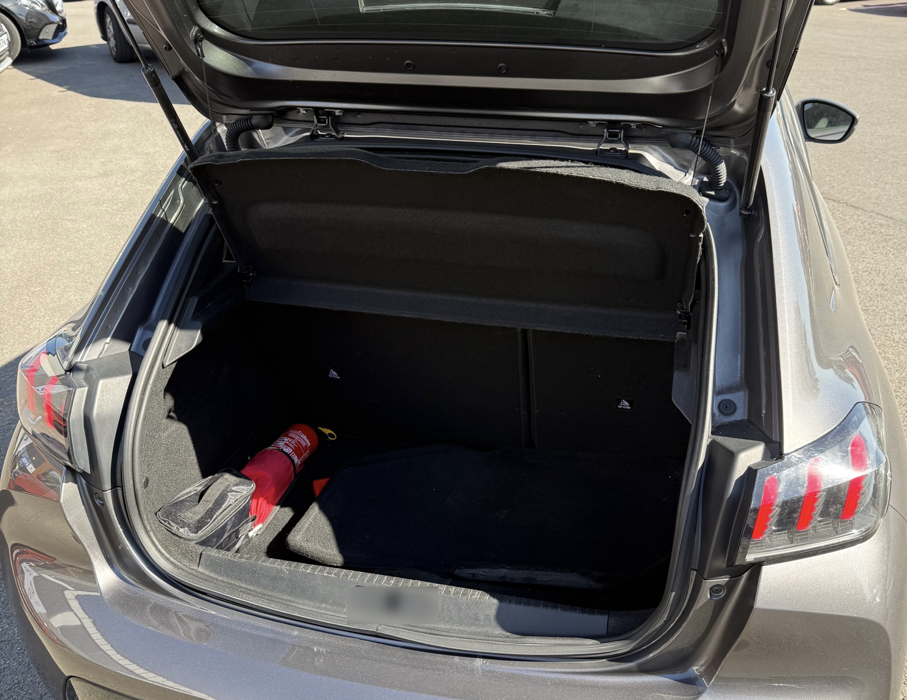 VO10678 - PEUGEOT - 208 - 2021 - photo 18