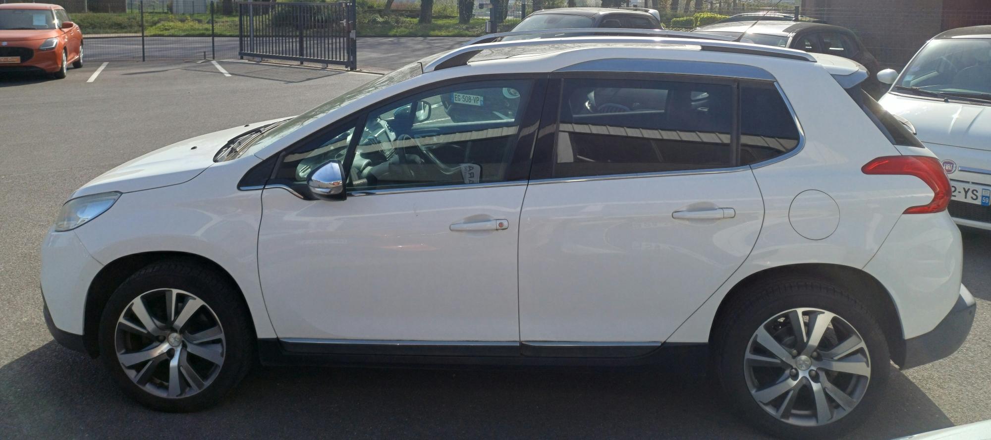 V010673 - PEUGEOT - 2008 - 2014 - photo 3