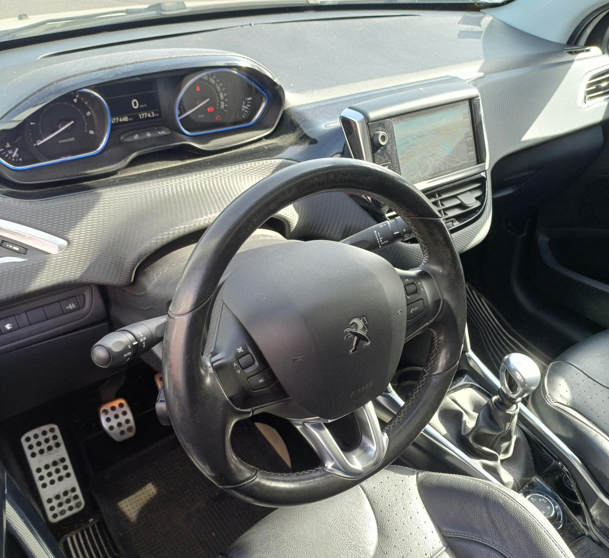 V010673 - PEUGEOT - 2008 - 2014 - photo 5