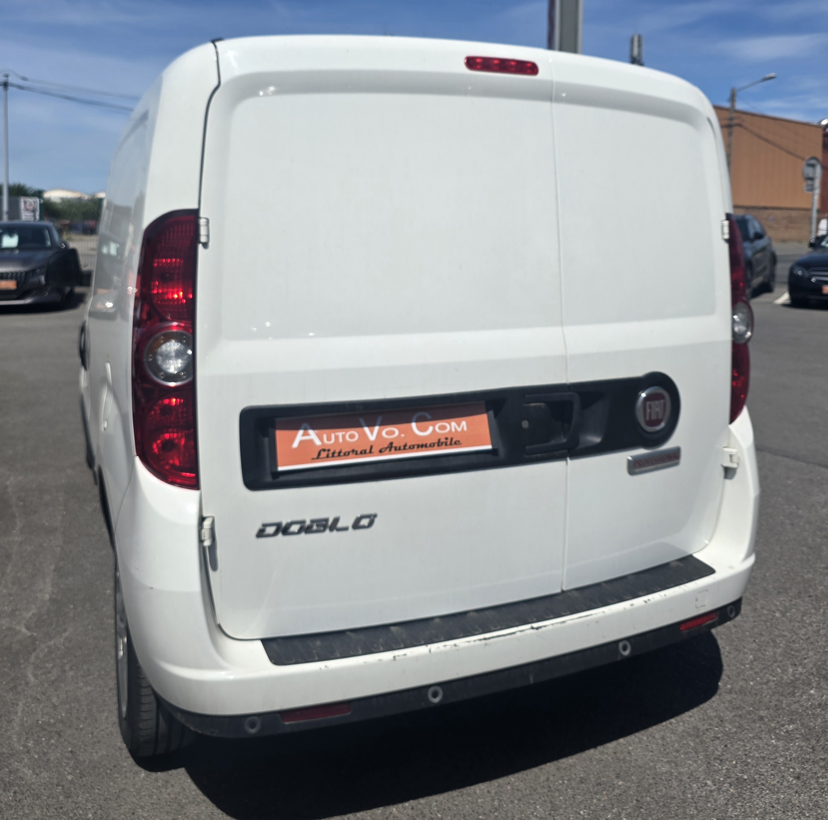 VO588 - FIAT - DOBLO - 2022 - photo 6