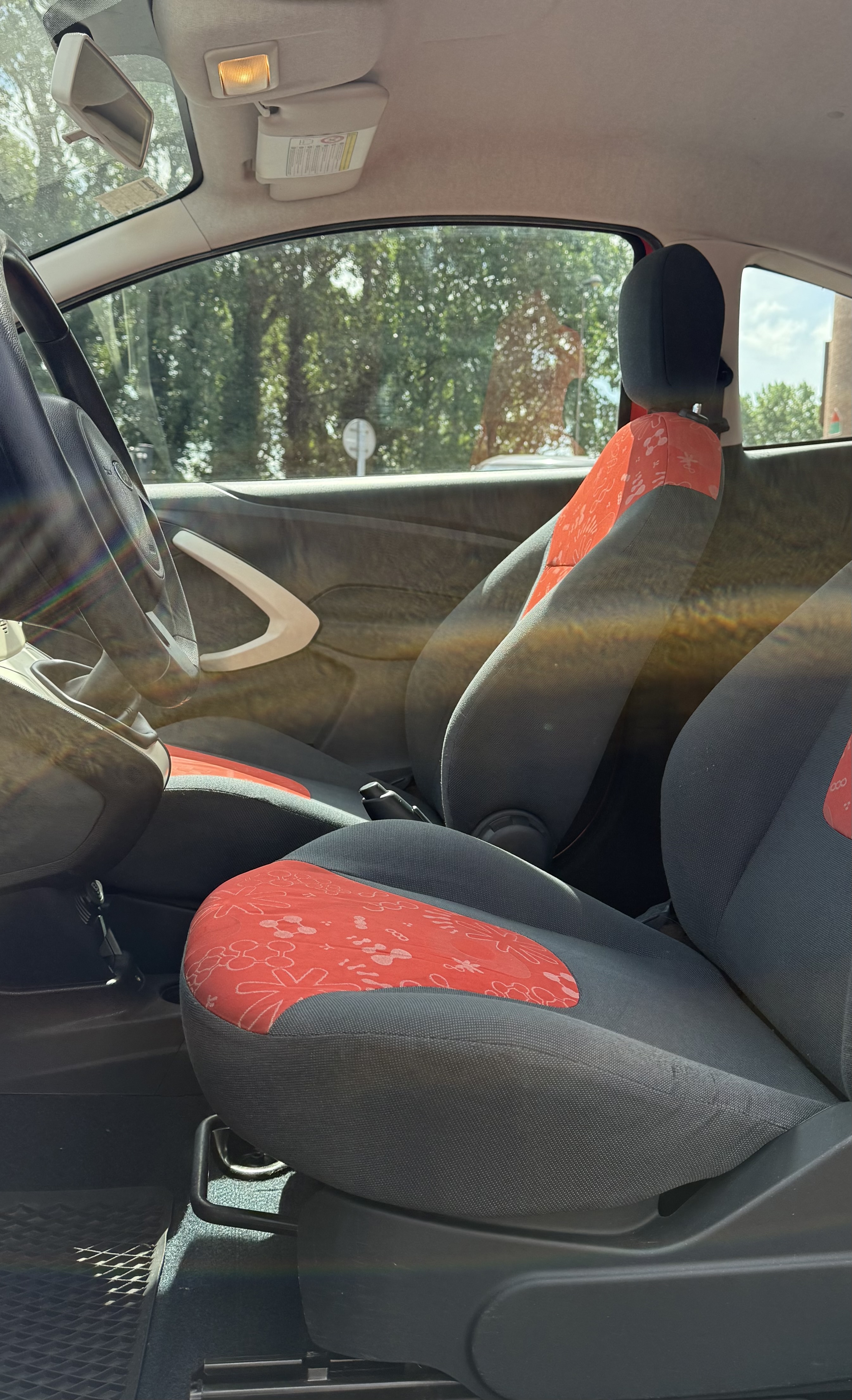 VO649 - FORD - KA - 2009 - photo 10
