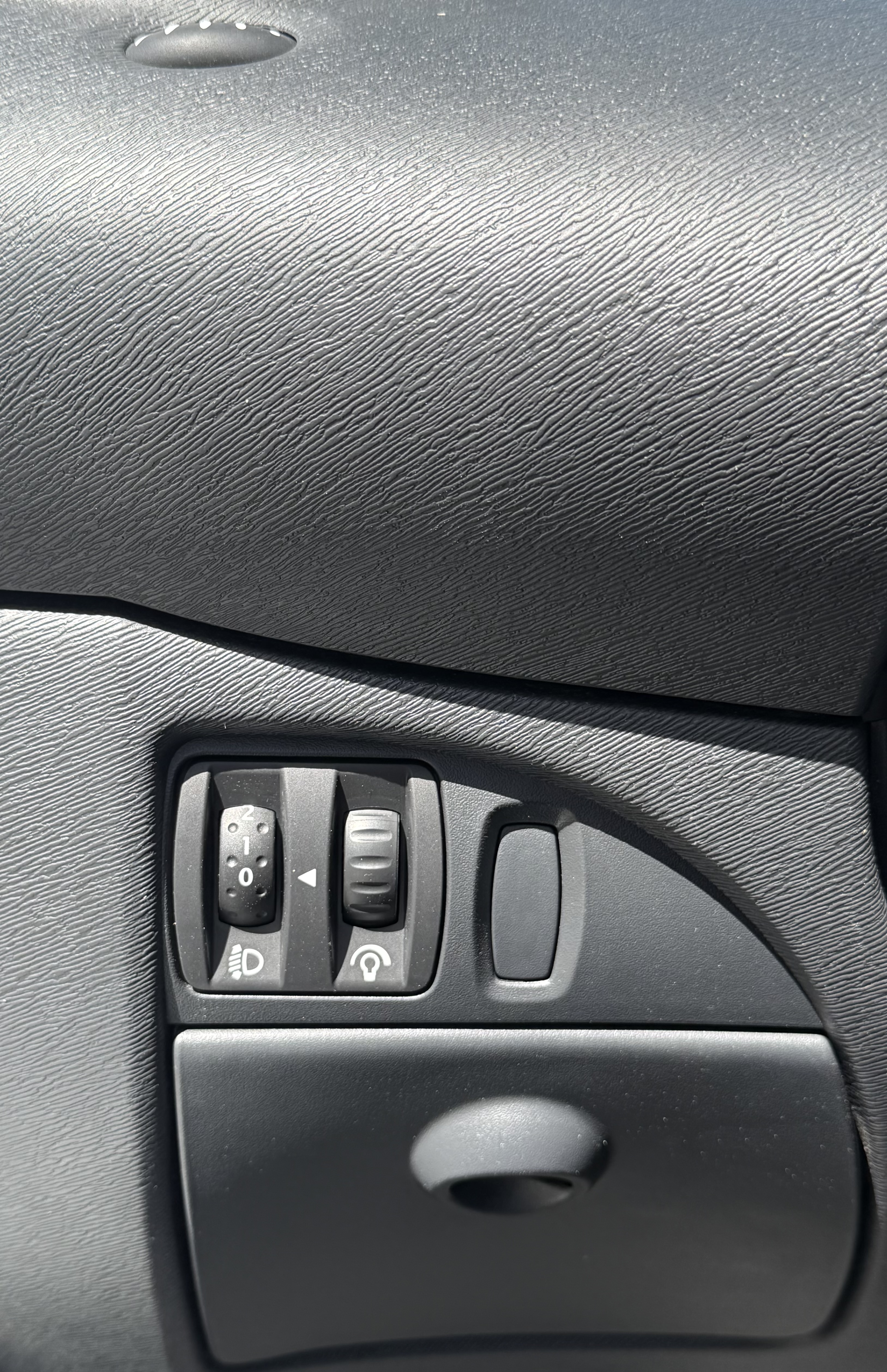 VOFD08180 - RENAULT - TWINGO - 2011 - photo 11
