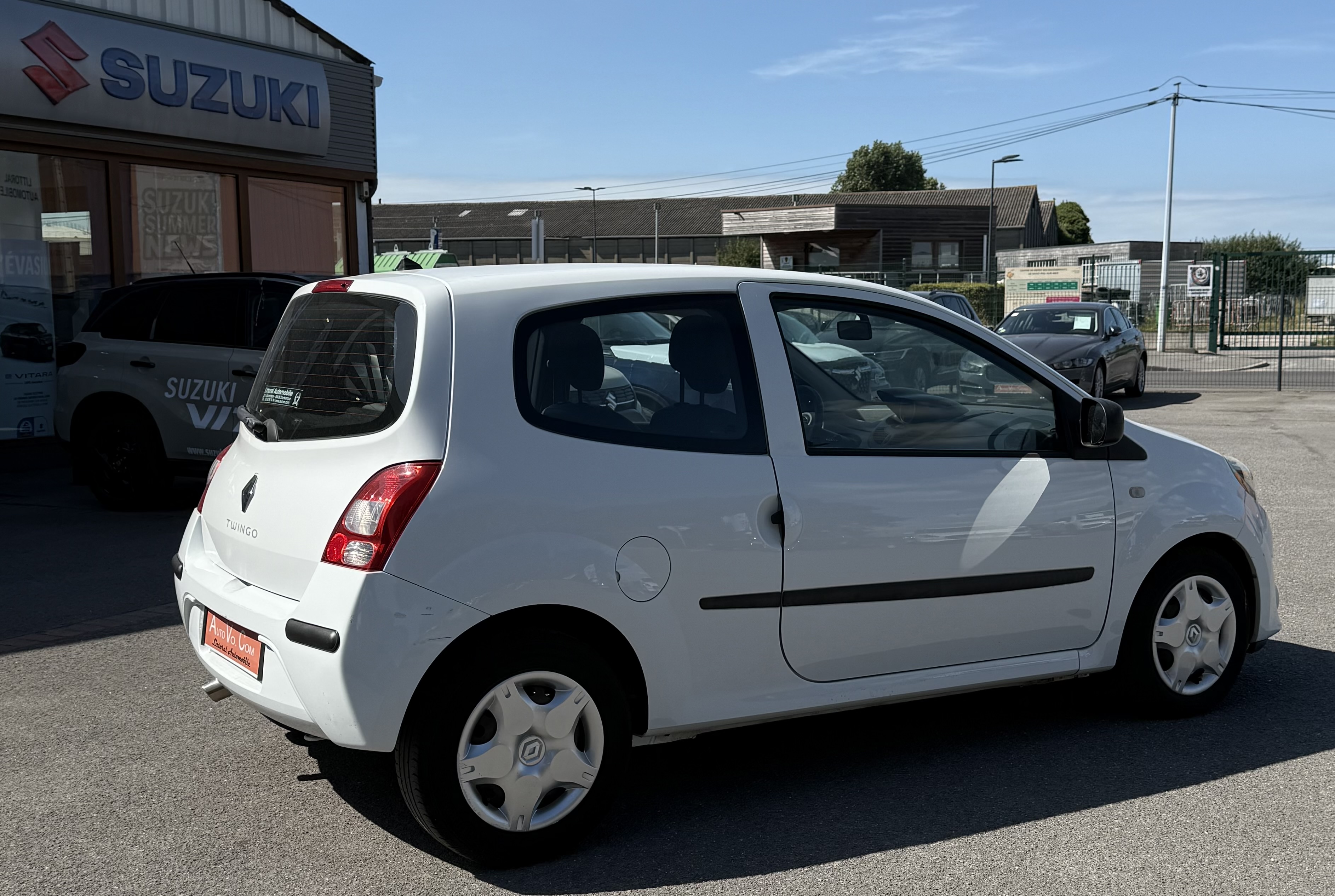 VOFD08180 - RENAULT - TWINGO - 2011 - photo 2