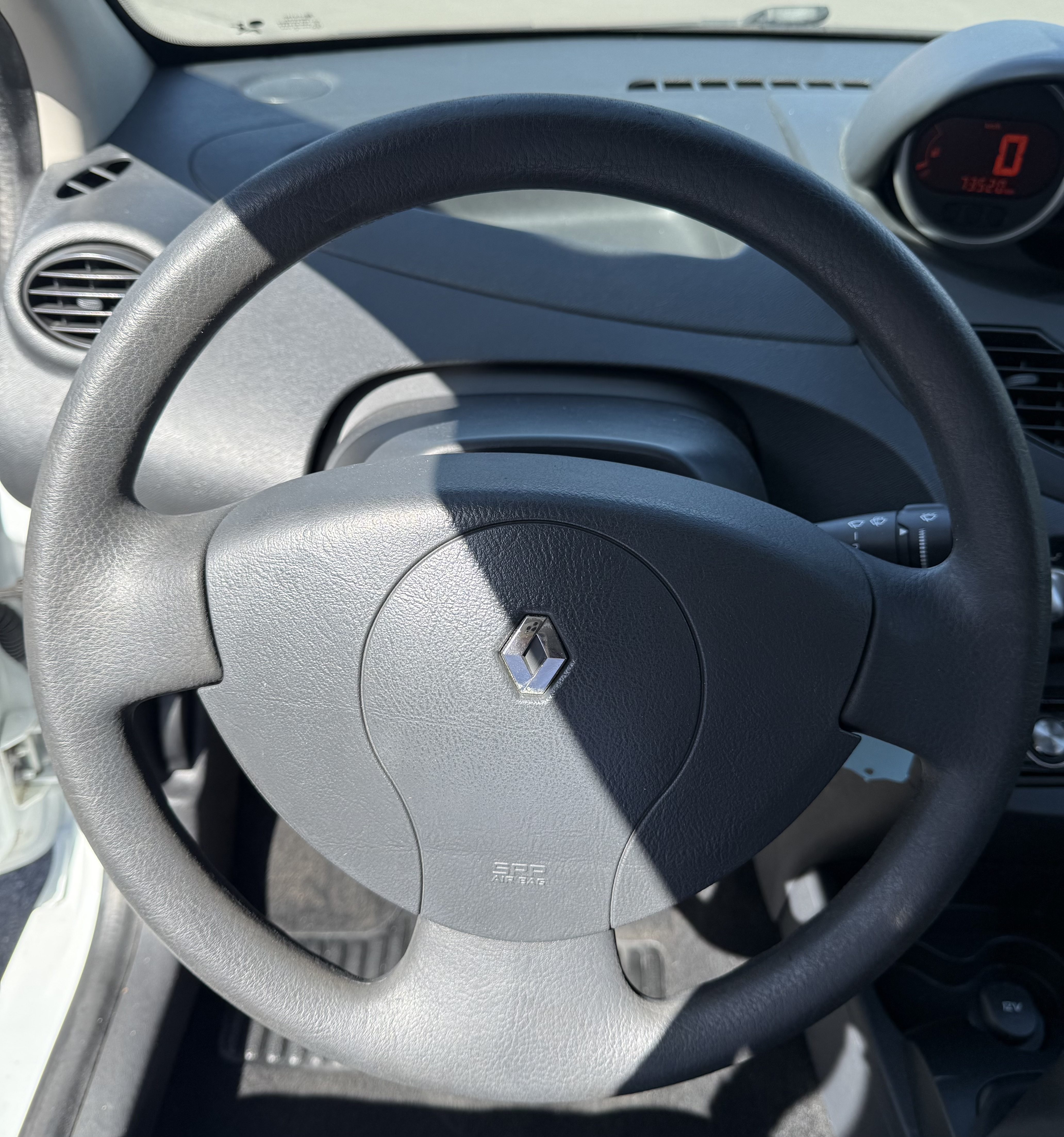 VOFD08180 - RENAULT - TWINGO - 2011 - photo 5