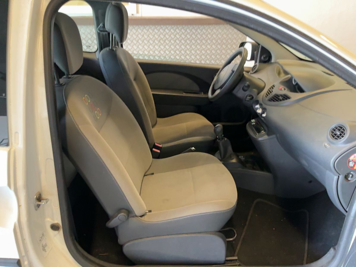 VOFD08180 - RENAULT - TWINGO - 2011 - photo 5