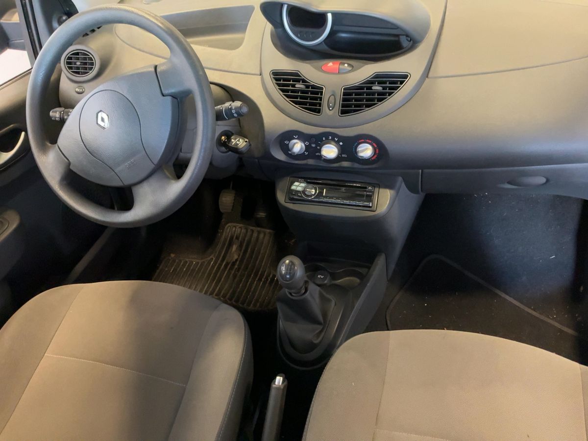 VOFD08180 - RENAULT - TWINGO - 2011 - photo 6