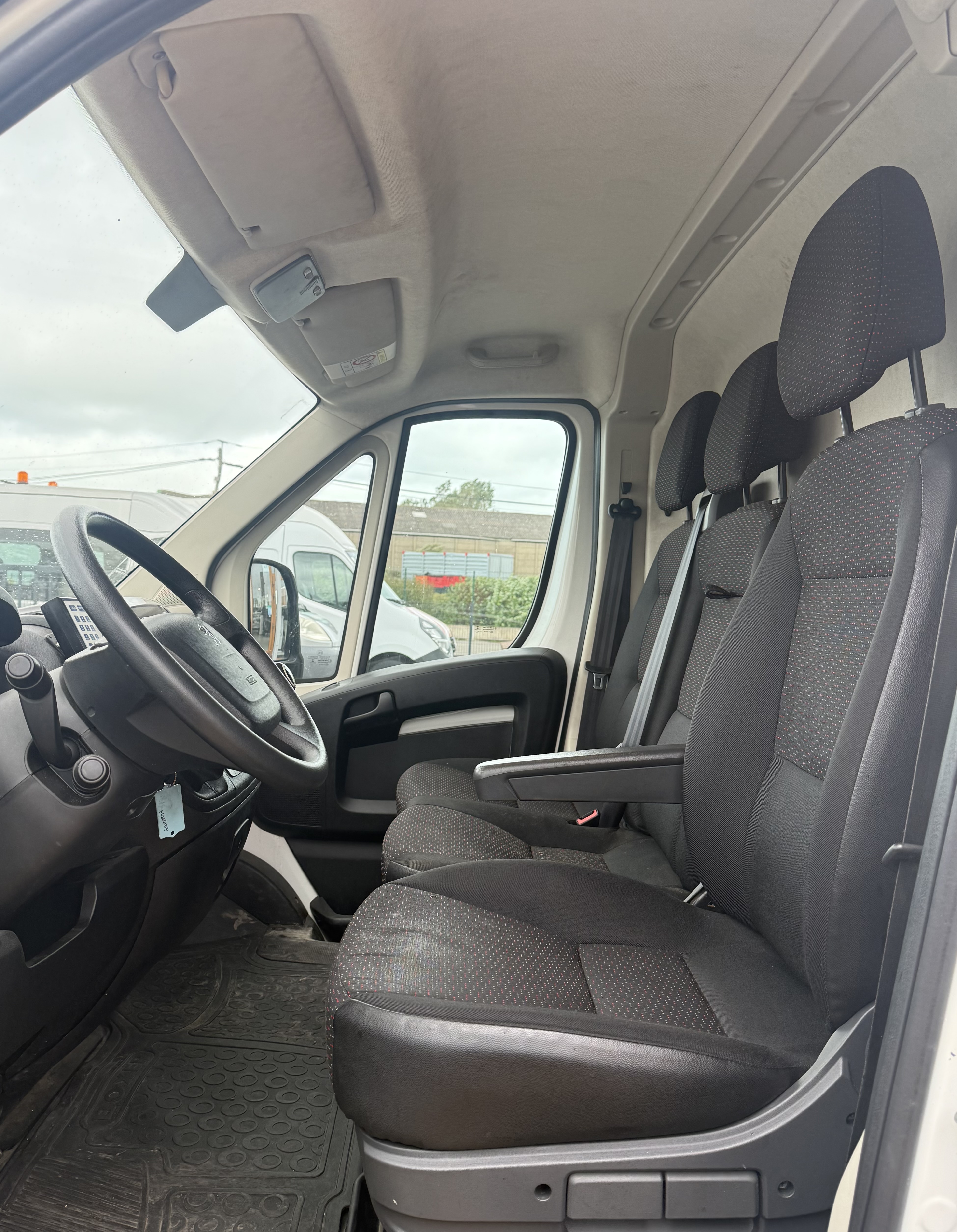VO10768 - PEUGEOT - BOXER - 2020 - photo 14