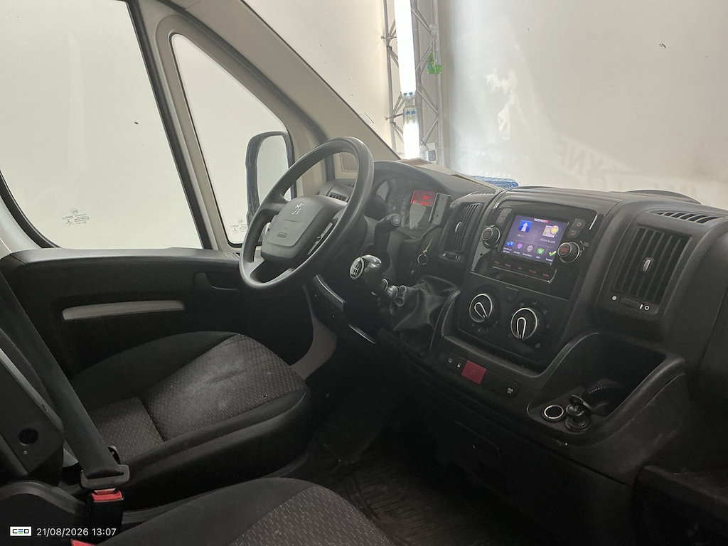 VO1YNP288 - PEUGEOT - BOXER - 2020 - photo 8