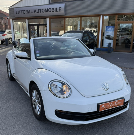 VO10771 - VOLKSWAGEN - BEETLE CABRIOLET - 2014