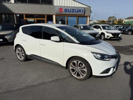 VO10776 - RENAULT - SCENIC - 2018